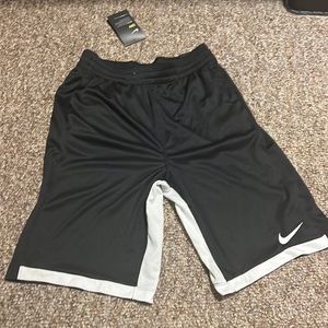 Nike XL short set